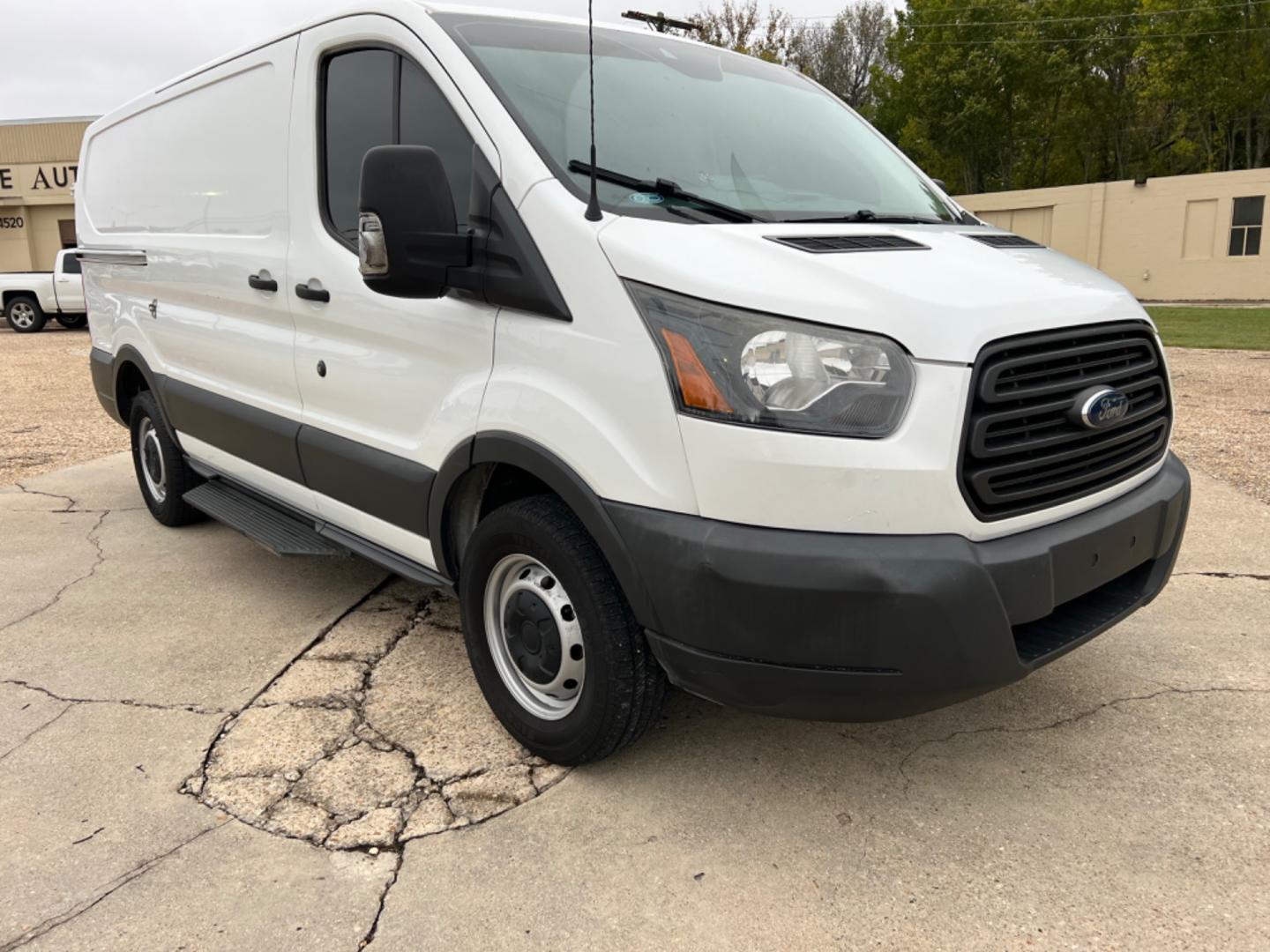 2017 White Ford Transit (1FTYR1YM2HK) with an V6 engine, Automatic transmission, located at 4520 Airline Hwy, Baton Rouge, LA, 70805, (225) 357-1497, 30.509325, -91.145432 - 2017 Ford Transit 250 166K Miles, 3.7 V6, Power Windows & Locks, Cold A/C, Tow Pkg. This Is A Work Van So It Does Have Scratches. NO IN HOUSE FINANCING. FOR INFO PLEASE CONTACT JEFF AT 225 357-1497 CHECK OUT OUR A+ RATING WITH THE BETTER BUSINESS BUREAU WE HAVE BEEN A FAMILY OWNED AND OPERATED BUSIN - Photo#3